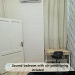 Apartmán Stylish Parisian 3br In Budapest, Sleeps 9 *