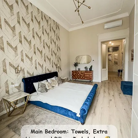 Stylish Parisian 3br In Budapest, Sleeps 9 Budapesta